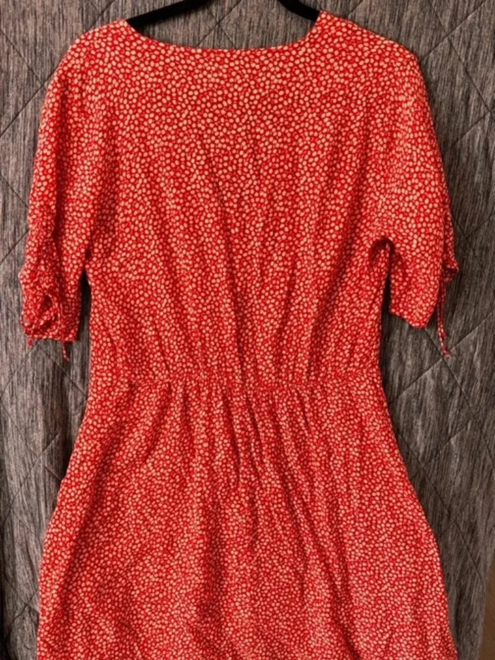 N/A red floral